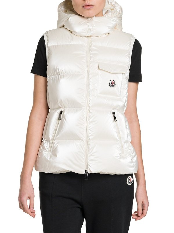Diotis Removable Hood Vest With Patch Pocket Logo