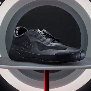 上新：adidas X Prada Luna Rossa 21 男士科技感球鞋正价收