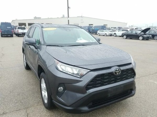 Certified Pre-Owned 2019 ToyotaRAV4 XLE SUV