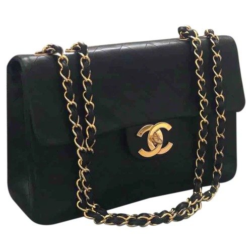 Timeless/Classique leather handbag 69 Chanel