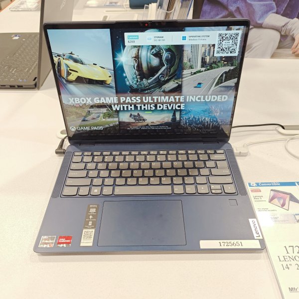 Flex 5 14" Touchscreen 2-in-1 Laptop - AMD Ryzen 7 7730U - 1200p - Windows 11