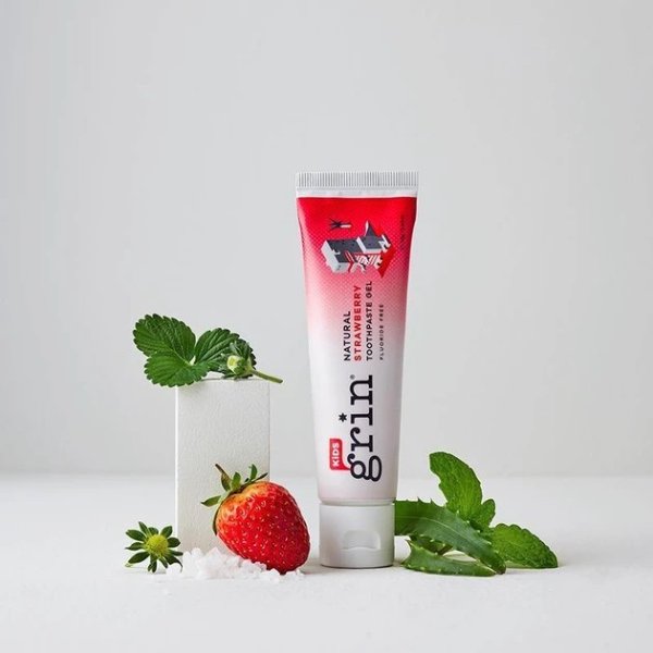 Kids' Natural Strawberry Fluoride-free Toothpaste 70g