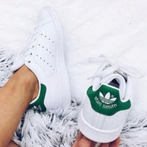 Adidas Stan Smith 男士绿尾小白鞋超低价包邮特卖