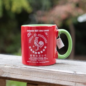 20 oz Sriracha Hot Sauce Red And Green Ceramic Mug