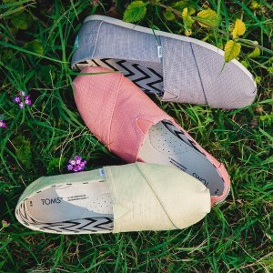 New Arrivals: TOMS Select Shoes On Sale