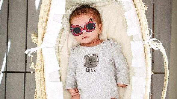 婴幼儿穿什么类型的衣服最实用？