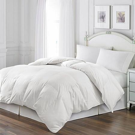 White Goose Feather Comforter and Quilted Pillow Set, 2 pillows (Various Sizes) - Sam's Club