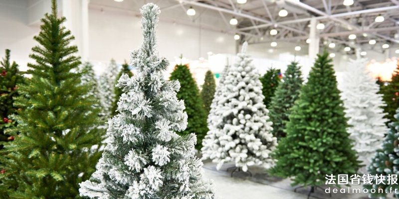 sapin-de-noel-artificiel-enneige
