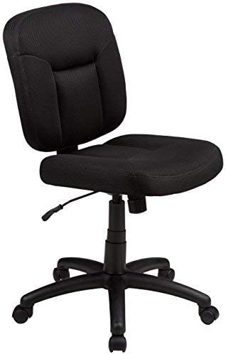 Amazon Basics 软垫低背可调节旋转办公椅，黑色 