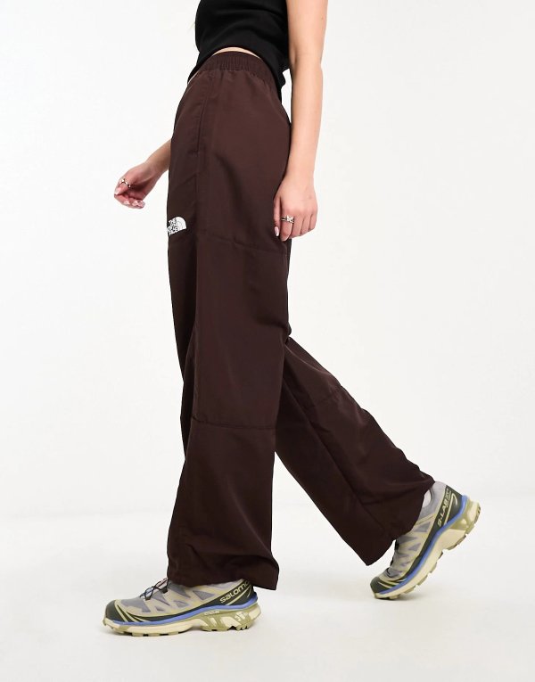 The North Face Easy nylon pants in brown