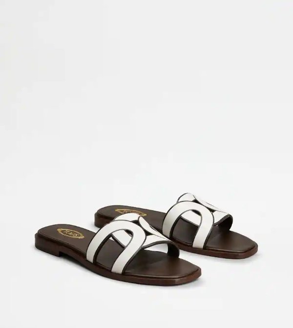 Sandals in Leather