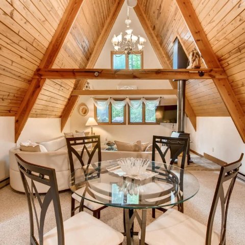 近滑雪山脉田纳西 Chalet Village 独栋别墅 1B1B