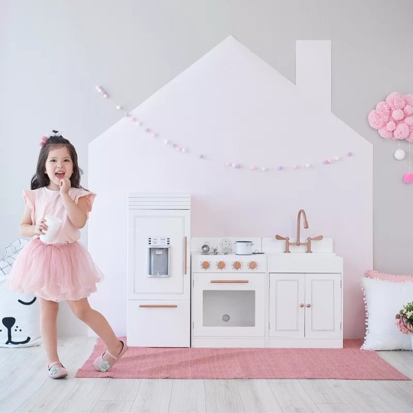 Little Chef Paris Play Kitchen SetLittle Chef Paris Play Kitchen SetRatings & ReviewsCustomer PhotosQuestions & AnswersShipping & ReturnsMore to Explore