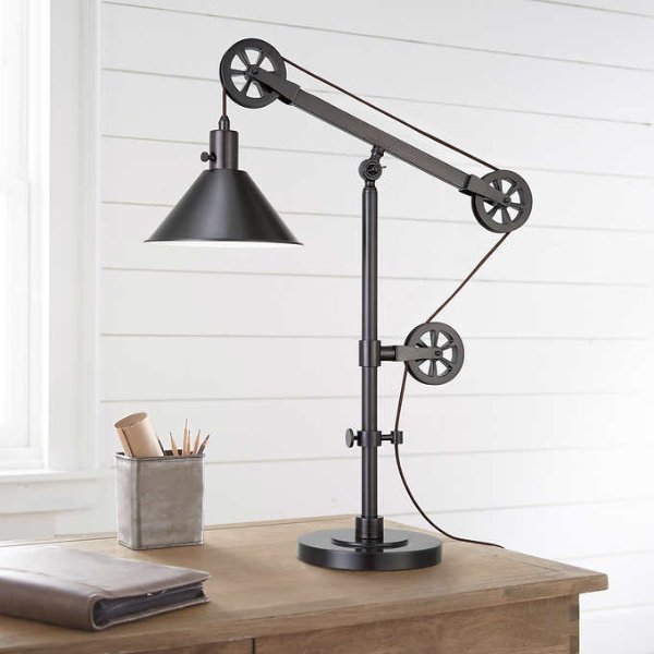 Bridgeport Designs Industrial Pulley Table Lamp