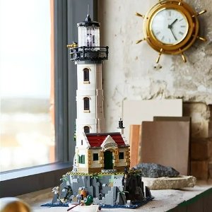 New Arrivals: LEGO IDEAS Motorized Lighthouse 21335