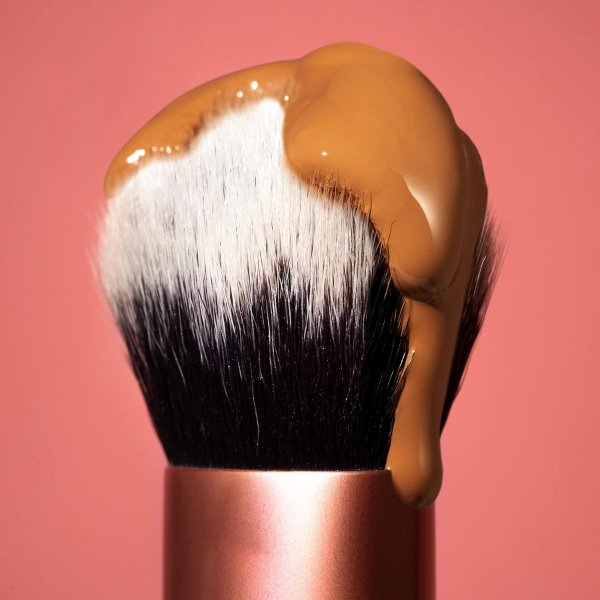 Professional Foundation Makeup Brush, For Even Streak Free Application, Packaging May Vary
