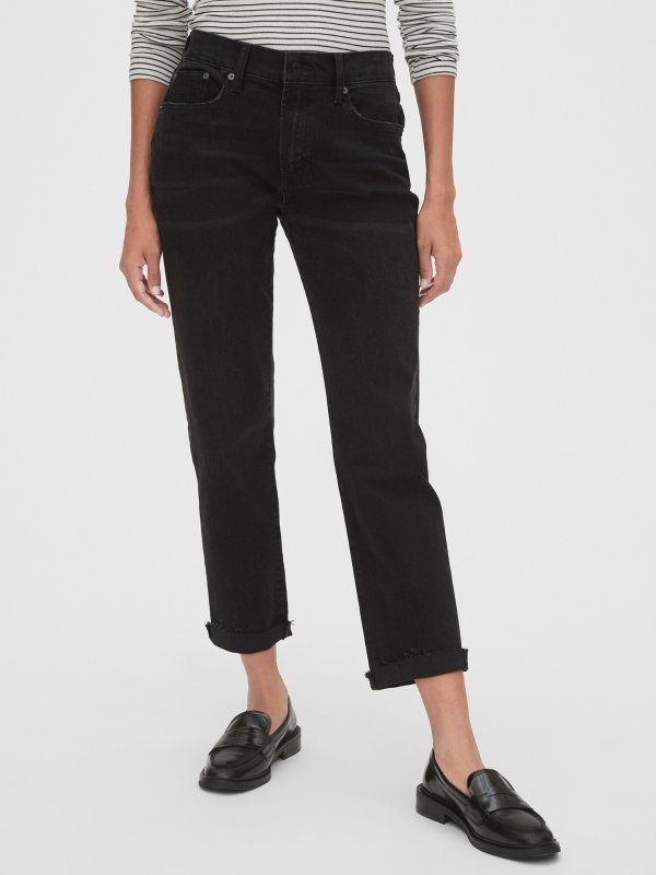 Mid Rise Girlfriend Jeans with Raw Hem