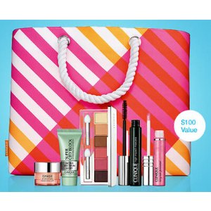 Summer Beach Tote and Makeup Kit with Any Purchase @ Clinique