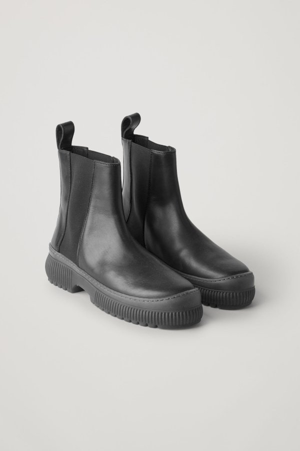 CHUNKY LEATHER CHELSEA BOOTS