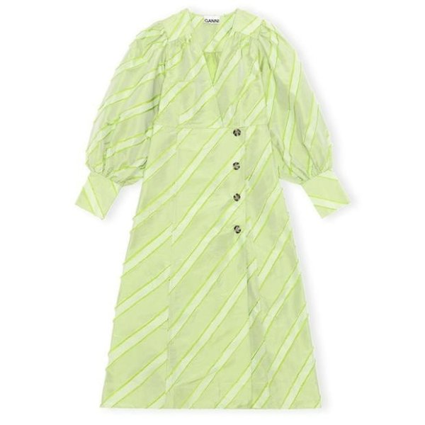 绿色灯笼袖连衣裙