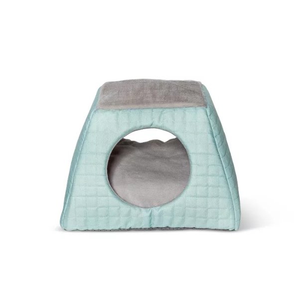Quilted Pyramid Removable Cushion Bed for Cat - Boots &#38; Barkley&#8482;