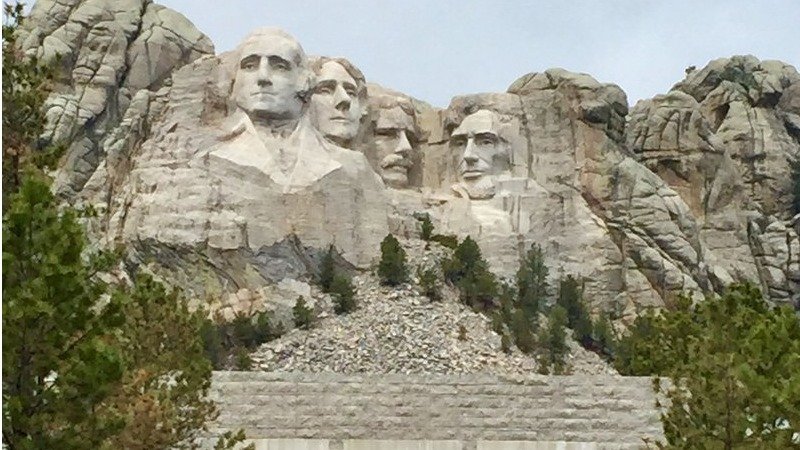 邂逅总统山（Mount Rushmore National Memorial）