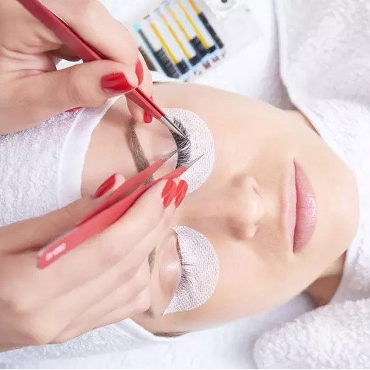 Classic or Full Set of 3D or 9D Mink Eyelash Extensions at Vivi Beauty Lashes (Up to 68% Off)