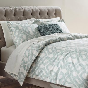 Select Home Decorators Collection Bedding & Bath on Sale @ The Home Depot