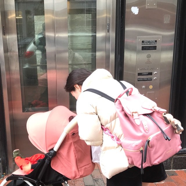 Burberry 巴宝莉