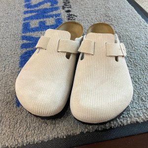 Birkenstock灯芯绒好复古！勃肯鞋