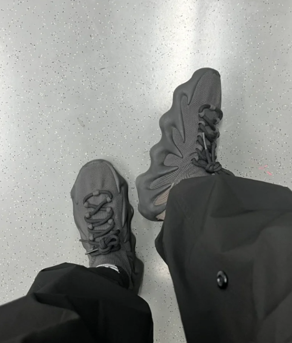 Yeezy 450 大童运动鞋