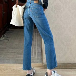 Levi's 巨好穿牛仔裤❗微喇牛仔裤£30 阔腿裤£55 棉服£49