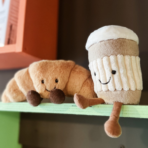 Jellycat 罕见大促中 情绪价值拉满 绒绒小企鹅£16、邦尼兔£16