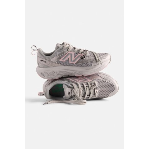 x New Balance 运动鞋