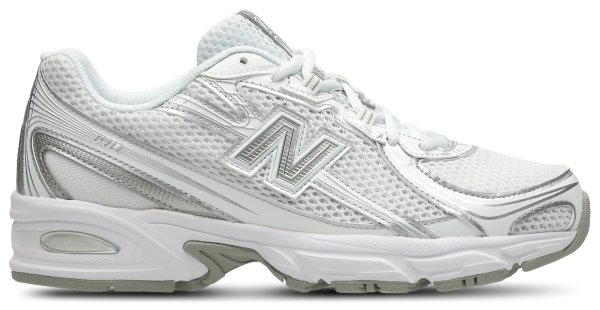 New Balance 740 运动鞋