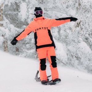 始祖鸟、Salomon、北面等滑雪装备闪促 Oakley滑雪镜£145