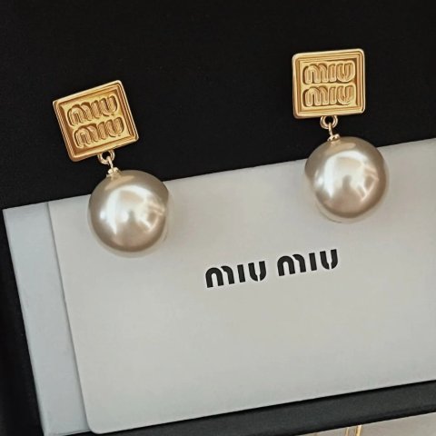 全7.5折！Miu Miu耳钉£179奢牌首饰大促🎀CHLOE项链£259 麦昆骷髅手链£166❗