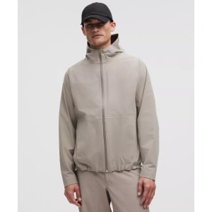 lululemon Stretch Glyde 防水夹克