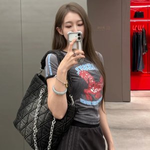 9折+免邮 T恤£139