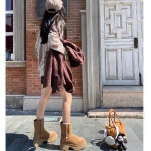 Classic Twin Seam 厚底雪地靴