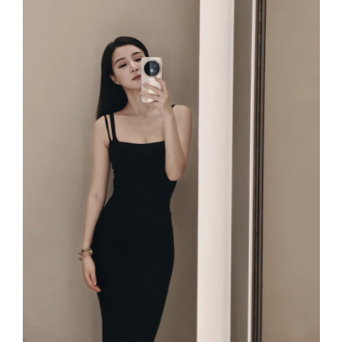 Soft Lounge 蕾丝吊带裙