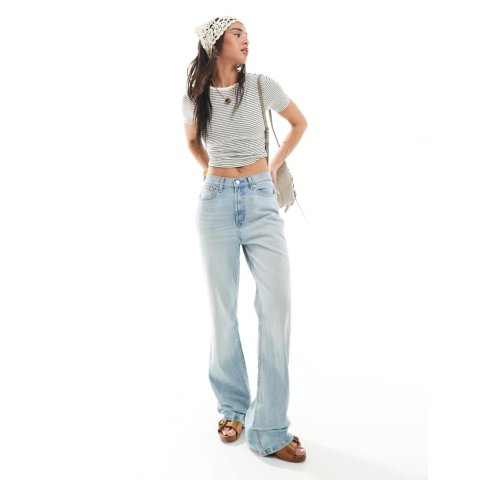 微喇牛仔裤 浅蓝色