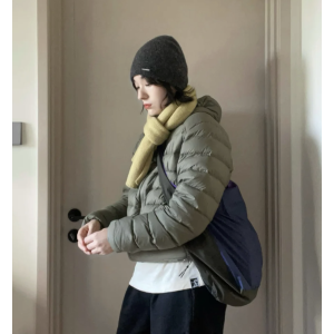 儿童连帽羽绒短款外套