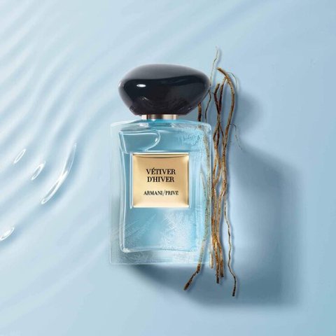 Giorgio Armani Prive蓝色太梦幻了！夏日白衬衫的绝妙搭配岩兰草 50ml