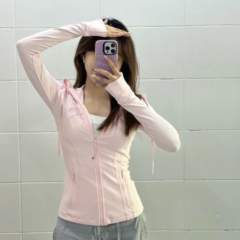 lululemon珍珠粉+金链Lululemon Nulu 连帽夹克