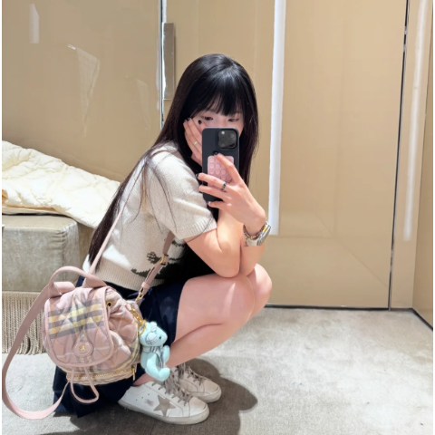 BurberryMini Horseshoe 背包