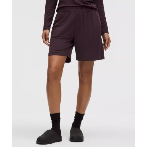 Lululemon BeCalm 中腰中裤