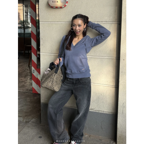 Andi 女士低腰黑色宽松牛仔裤