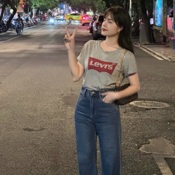 Levi's 圆领印花T恤 灰色