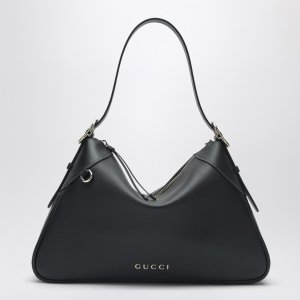 Gucci GG Emblem 大号黑色单肩包